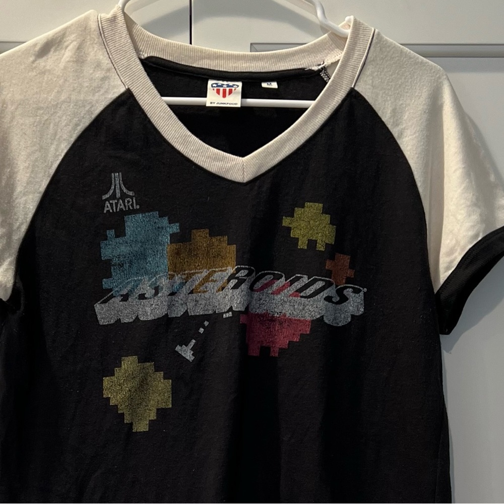 Atari Asteroids tshirt by junk food sz M - Picture 3 of 3